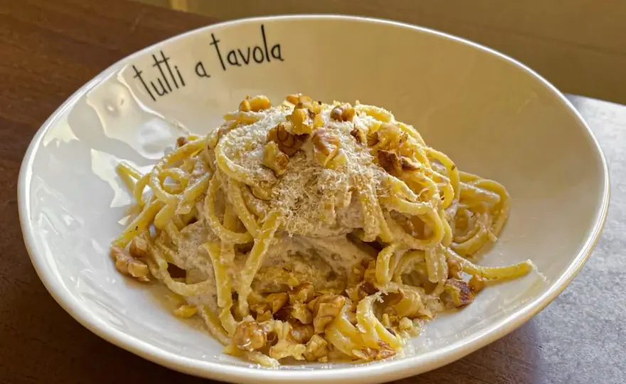 Pesto di noci perfetto - La ricetta cremosa che non delude mai