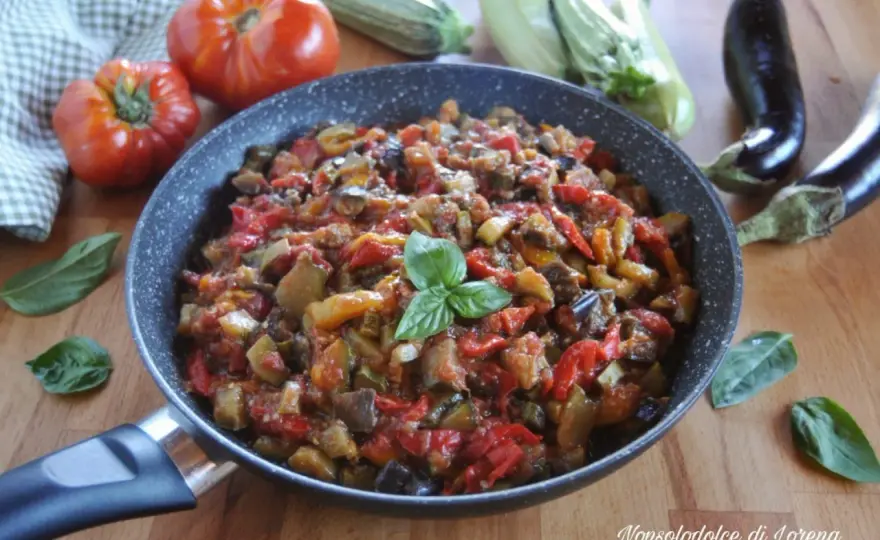 Ratatouille perfetta - La ricetta che ti cambia le verdure estive